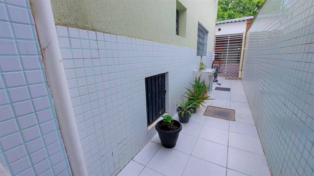 Casa à venda com 3 quartos - Foto 19