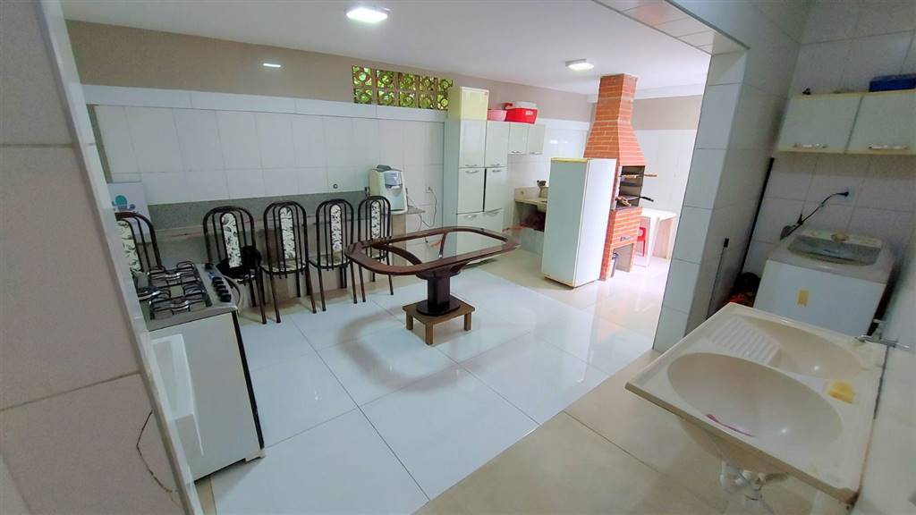 Casa à venda com 3 quartos - Foto 26