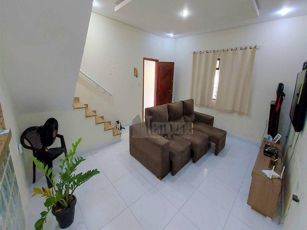 Casa à venda com 3 quartos - Foto 1