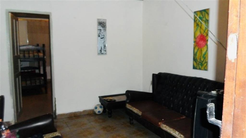 Casa, 1 quarto, 51 m² - Foto 2