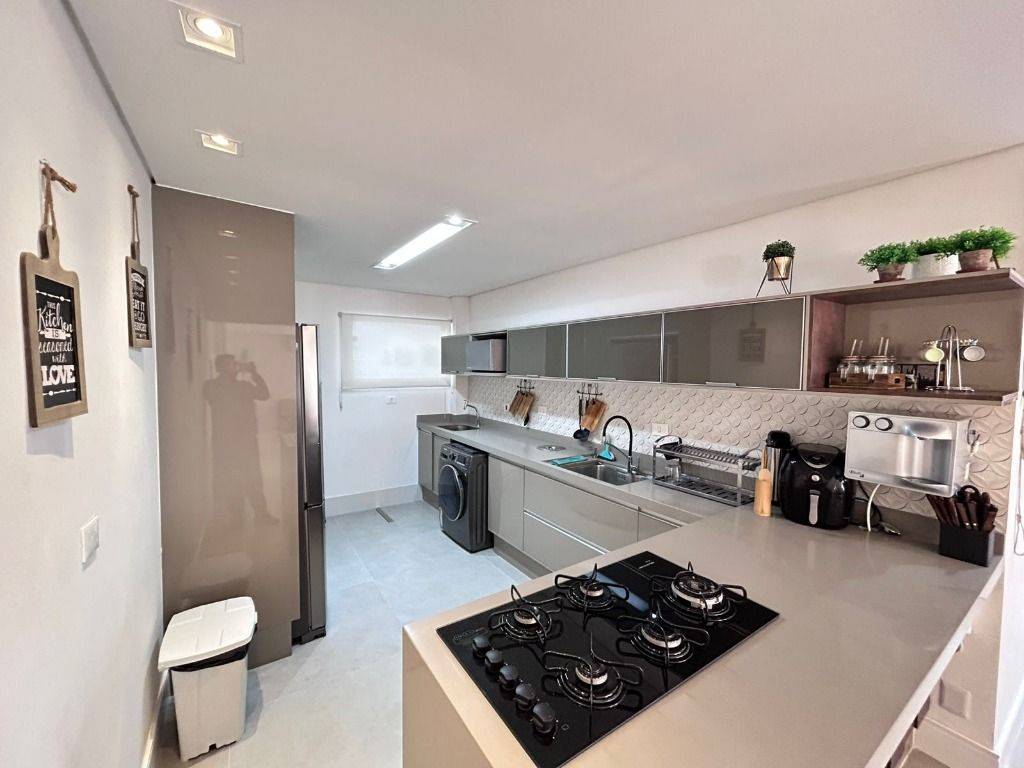 Cobertura, 3 quartos, 250 m² - Foto 4