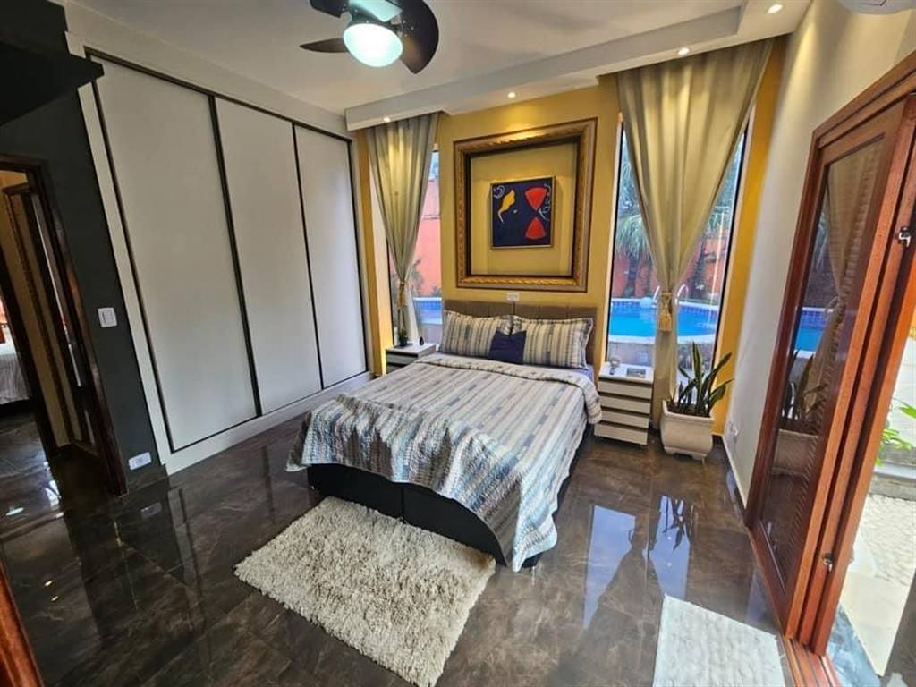 Casa, 3 quartos, 232 m² - Foto 17