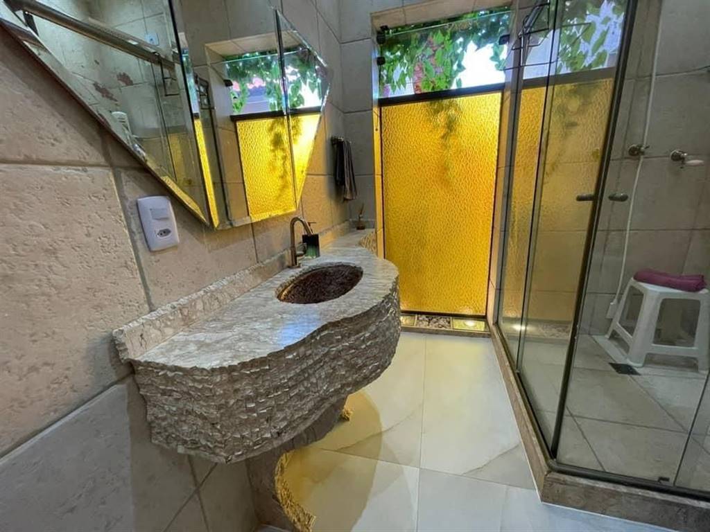 Casa, 3 quartos, 232 m² - Foto 24