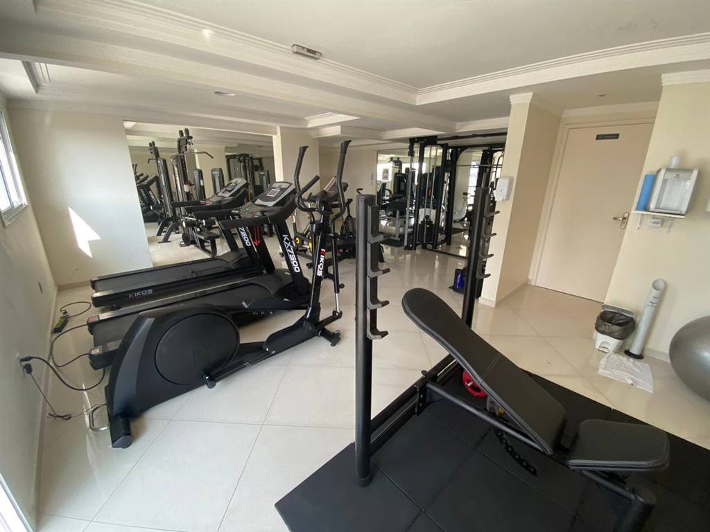 Apartamento para alugar com 2 quartos, 73m² - Foto 2