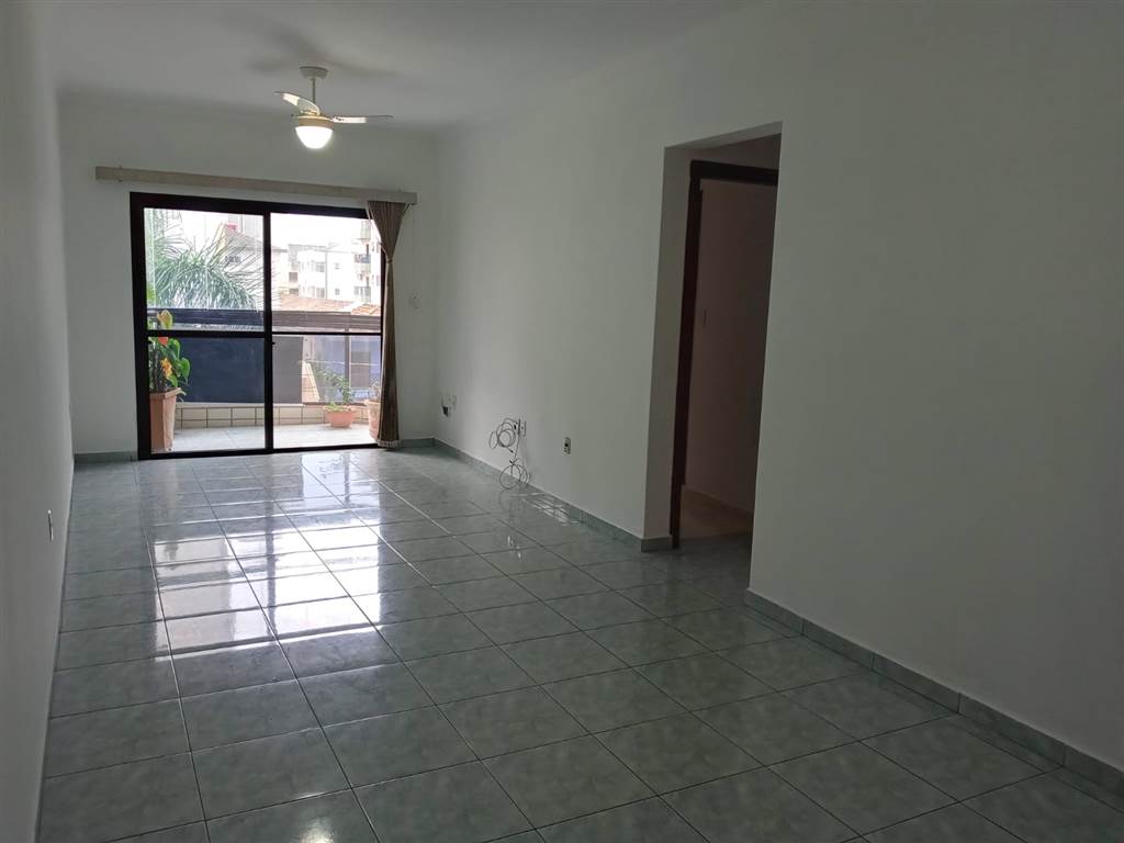 Apartamento 2 dormitórios, Guilhermina ? Praia Grande, 450 metros da praia, prédio com churrasqueira - R$320.000,00