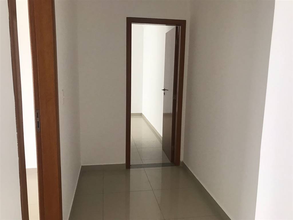 Apartamento para alugar com 2 quartos, 95m² - Foto 22
