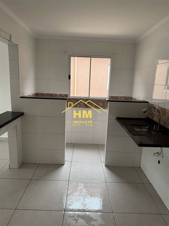 Casa à venda com 2 quartos, 75m² - Foto 8