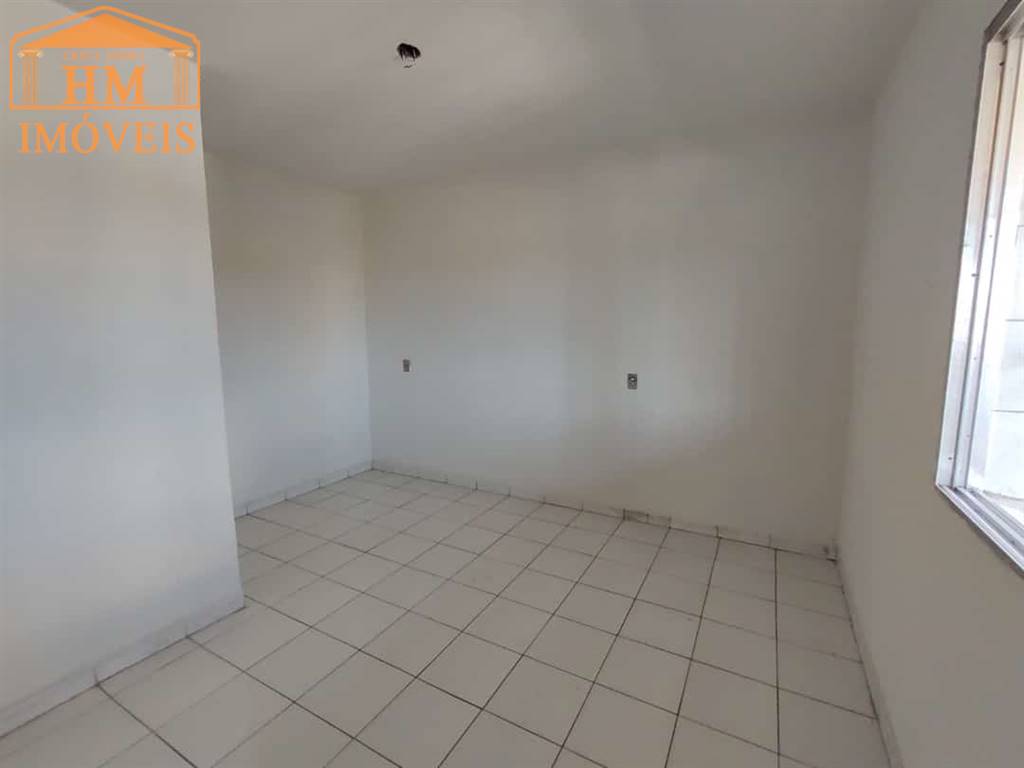 Casa à venda com 2 quartos, 85m² - Foto 3