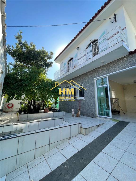 Sobrado, 4 quartos, 180 m² - Foto 1