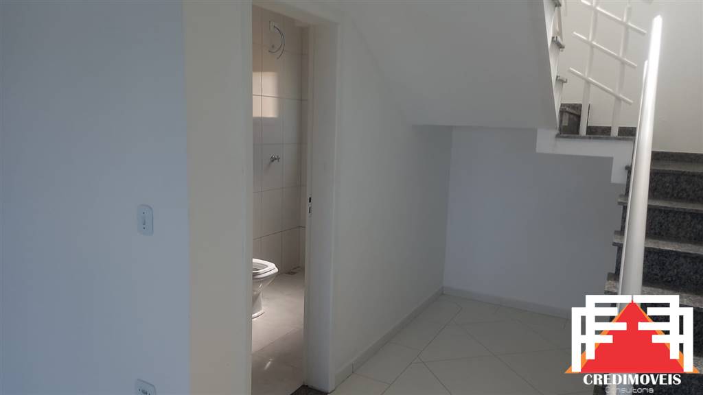 Casa à venda com 4 quartos, 280m² - Foto 4