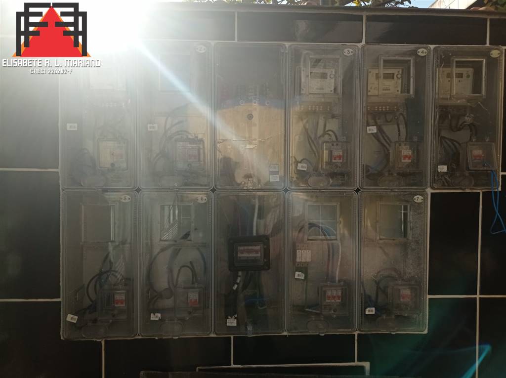 Sobrado à venda com 3 quartos, 60m² - Foto 2