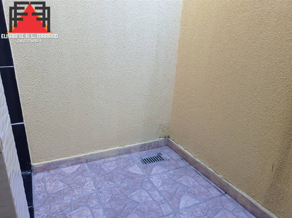 Sobrado à venda com 3 quartos, 60m² - Foto 11