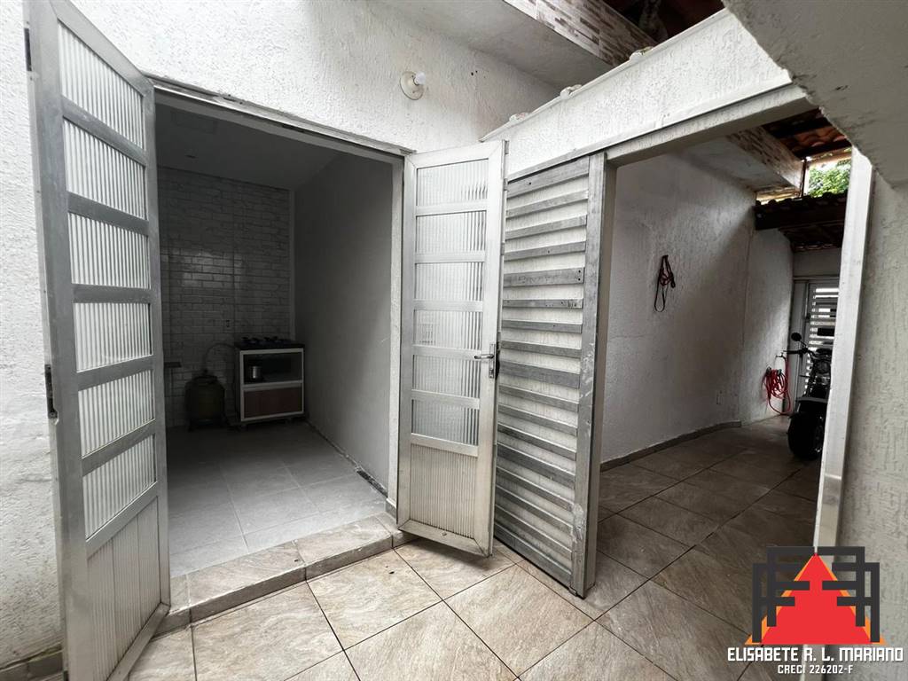 Casa, 3 quartos, 184 m² - Foto 4