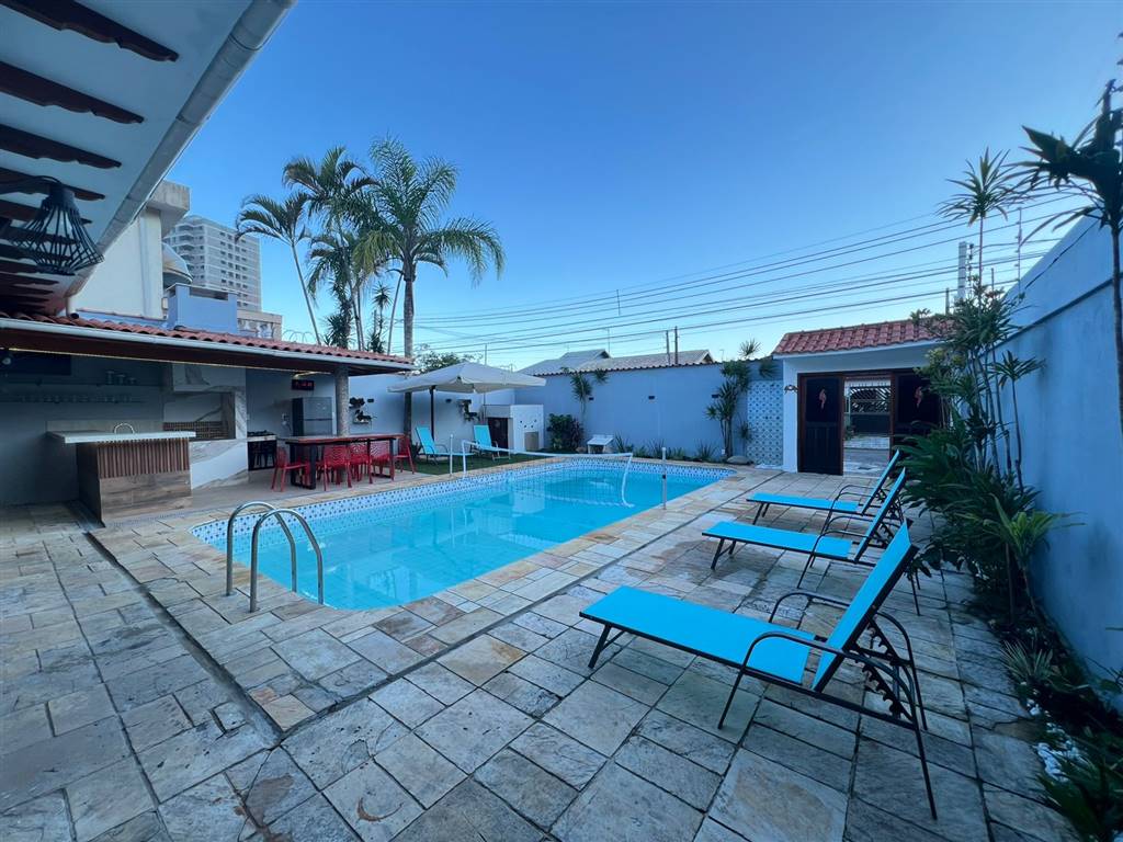 Casa, 3 quartos, 200 m² - Foto 2