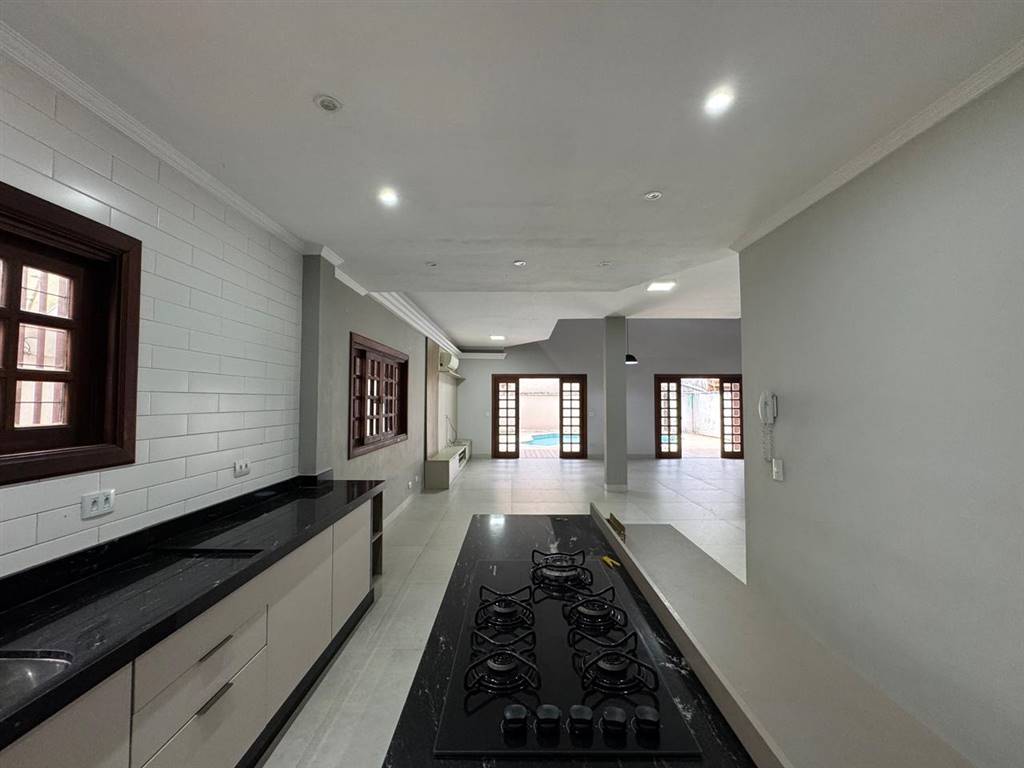 Sobrado, 4 quartos, 297 m² - Foto 7