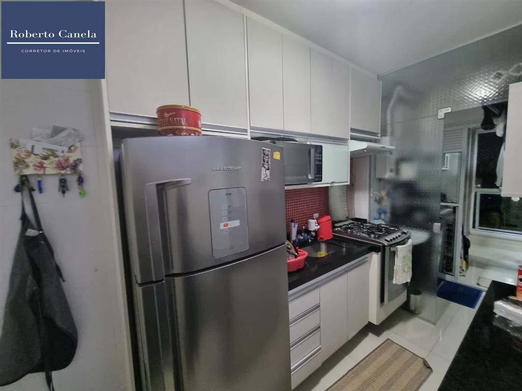 Apartamento à venda com 2 quartos, 60m² - Foto 15