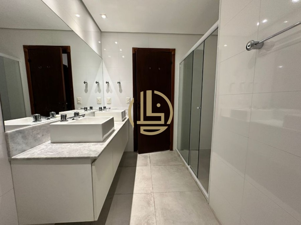 Apartamento à venda e aluguel com 3 quartos, 252m² - Foto 13