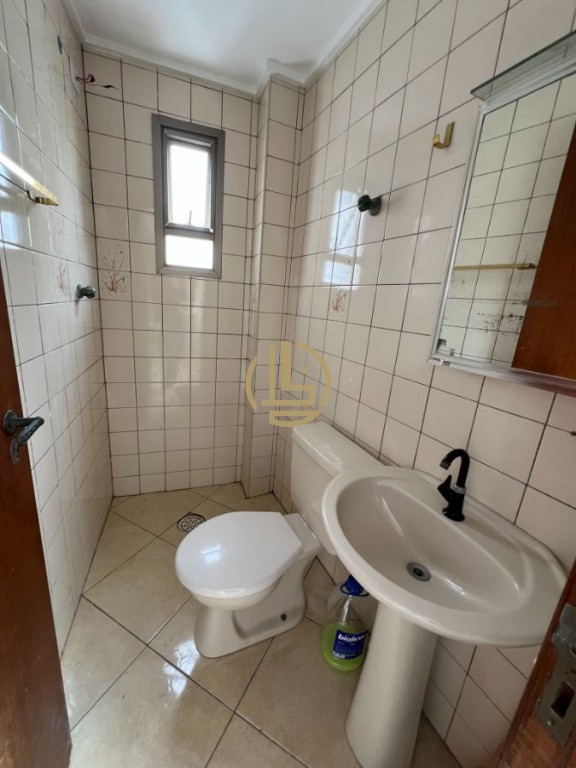 Apartamento para alugar com 2 quartos, 91m² - Foto 8
