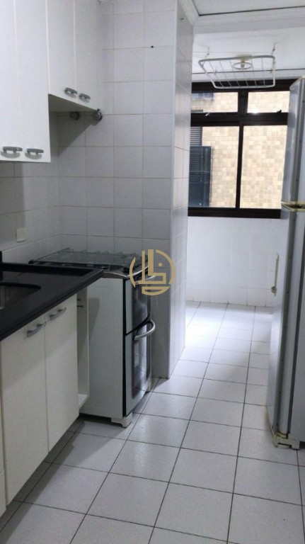 Apartamento para alugar com 2 quartos, 63m² - Foto 13