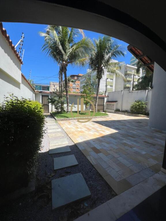 Casa, 4 quartos, 266 m² - Foto 9