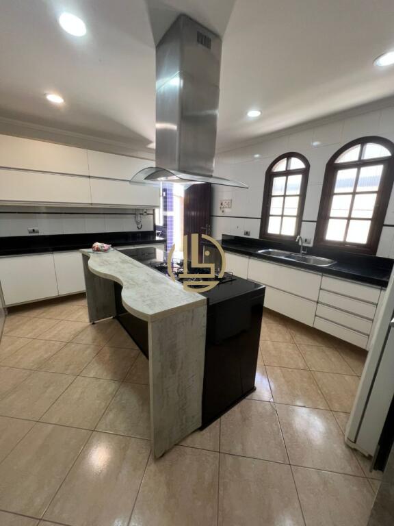 Casa, 4 quartos, 266 m² - Foto 17