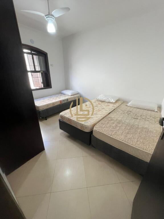 Casa, 4 quartos, 266 m² - Foto 27