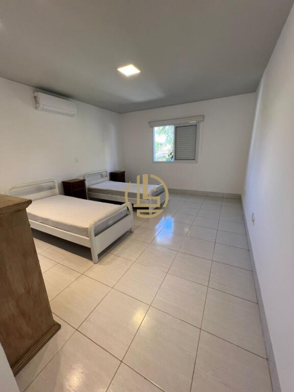 Casa, 4 quartos, 236 m² - Foto 14