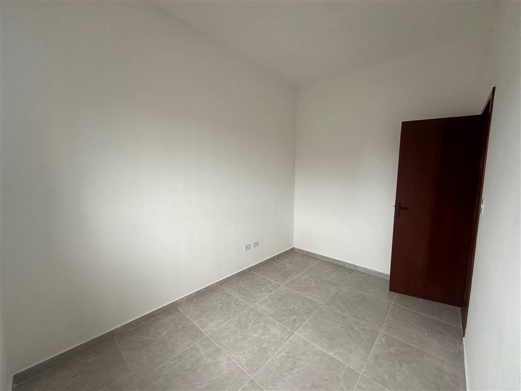 Casa à venda com 2 quartos, 44m² - Foto 8