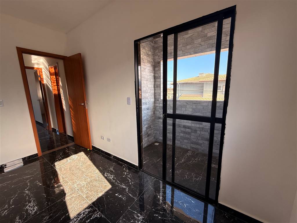 Sobrado à venda com 2 quartos, 80m² - Foto 4