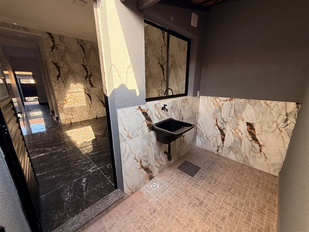 Sobrado à venda com 2 quartos, 70m² - Foto 3