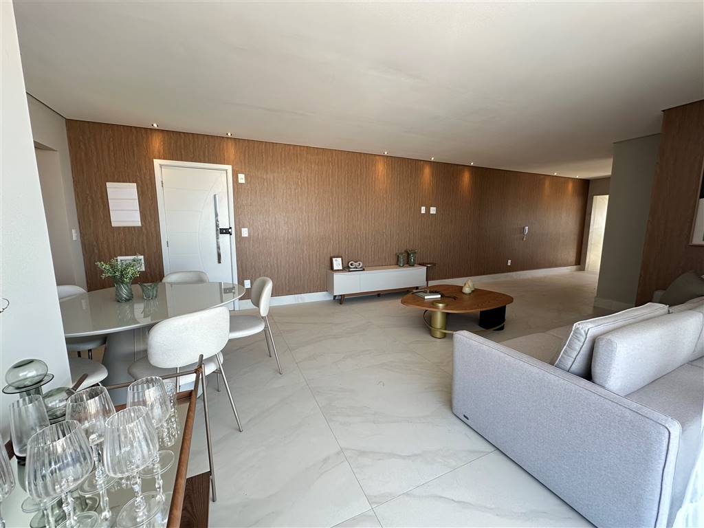 Cobertura à venda com 4 quartos, 219m² - Foto 7