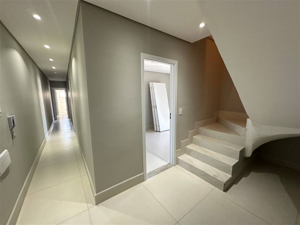 Cobertura à venda com 4 quartos, 219m² - Foto 18
