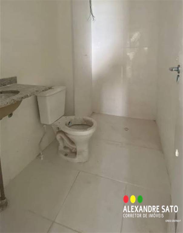 APARTAMENTO COM 77 m² - VILA MIRIM - PRAIA GRANDE SP