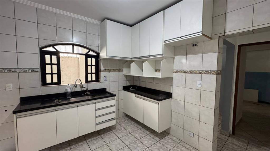Casa, 4 quartos, 90 m² - Foto 2