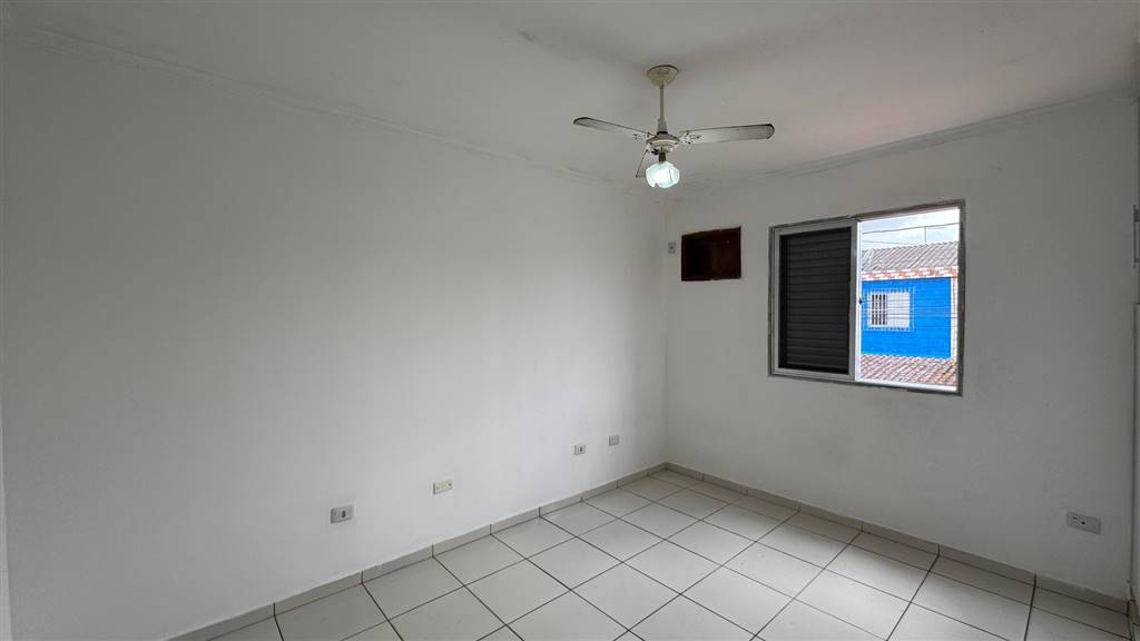 Casa à venda com 2 quartos, 54m² - Foto 13
