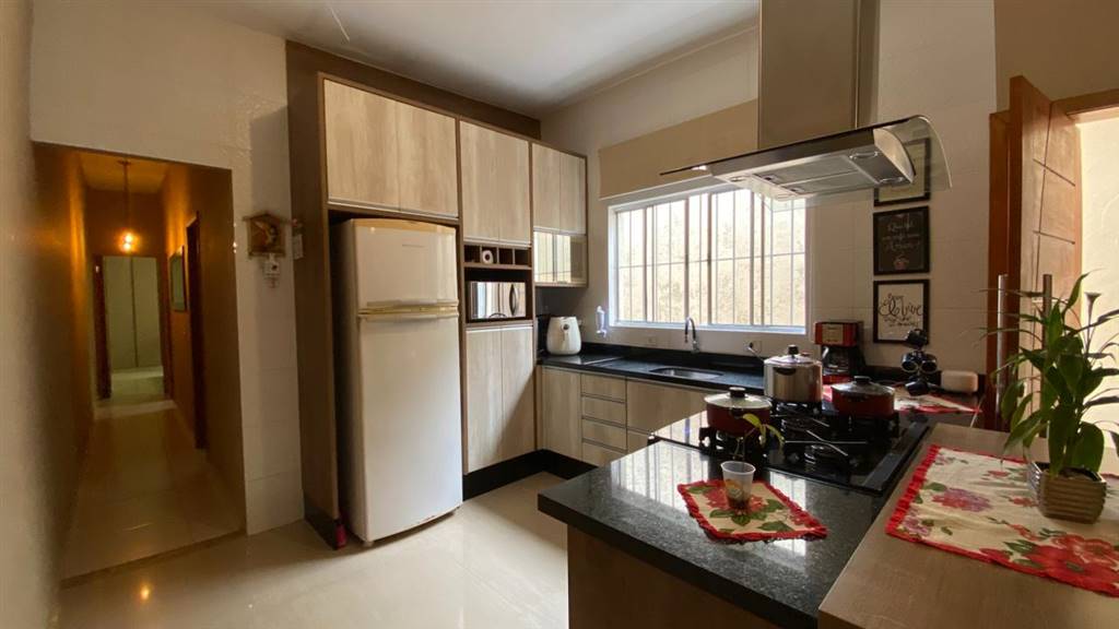 Casa, 4 quartos - Foto 1