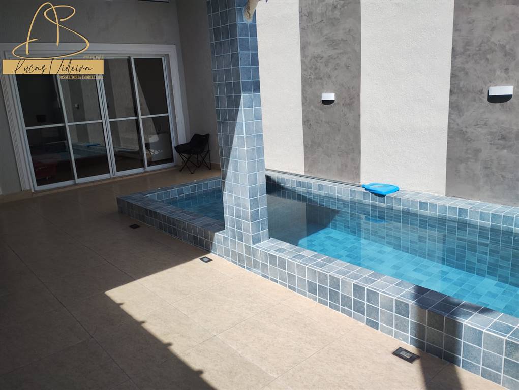 Casa, 2 quartos, 108 m² - Foto 1