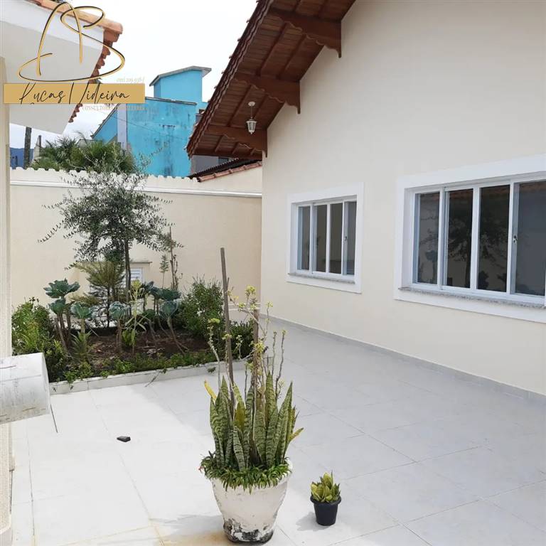 Casa, 4 quartos, 180 m² - Foto 1