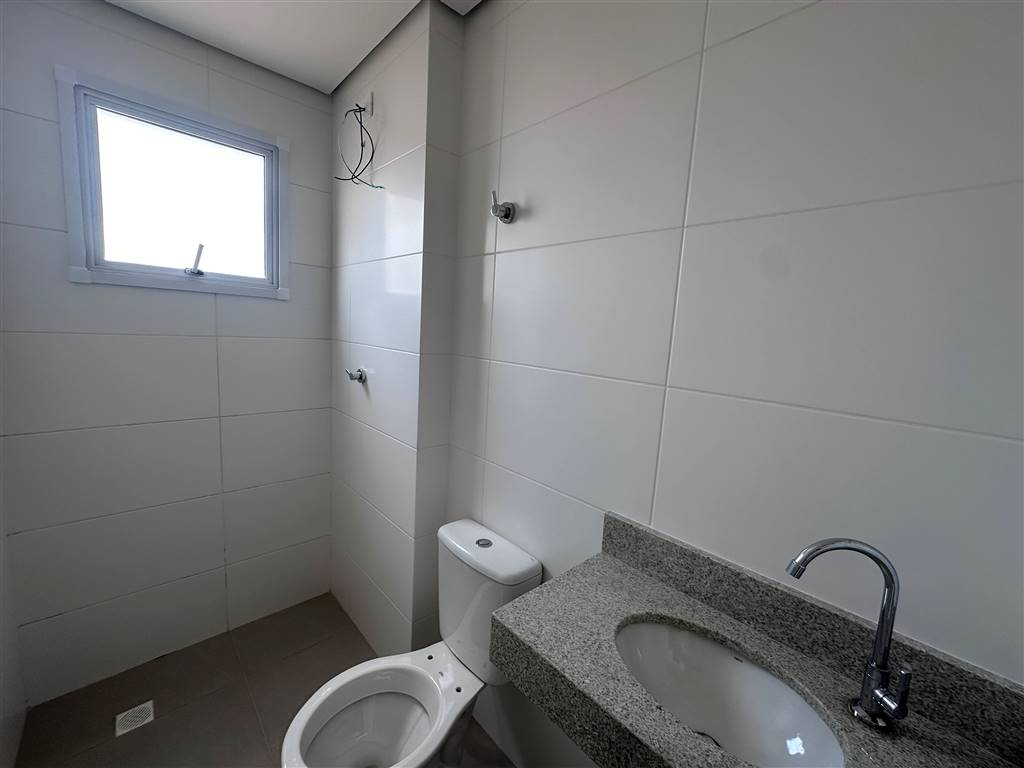 Apartamento à venda com 2 quartos, 64m² - Foto 21