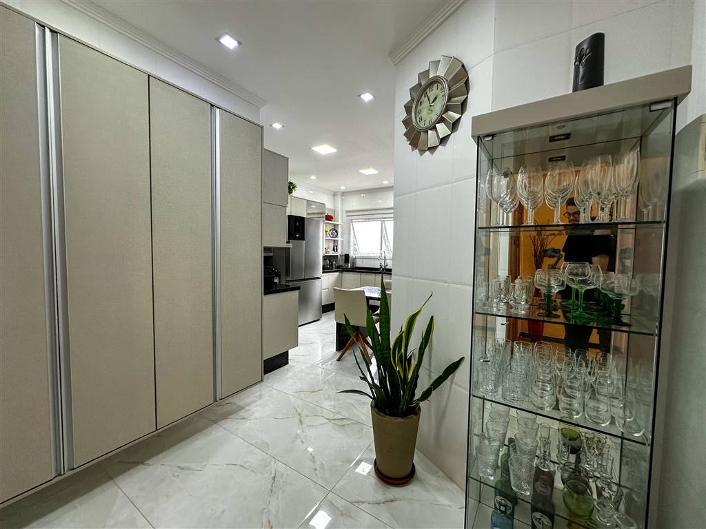 Apartamento, 4 quartos, 205 m² - Foto 25