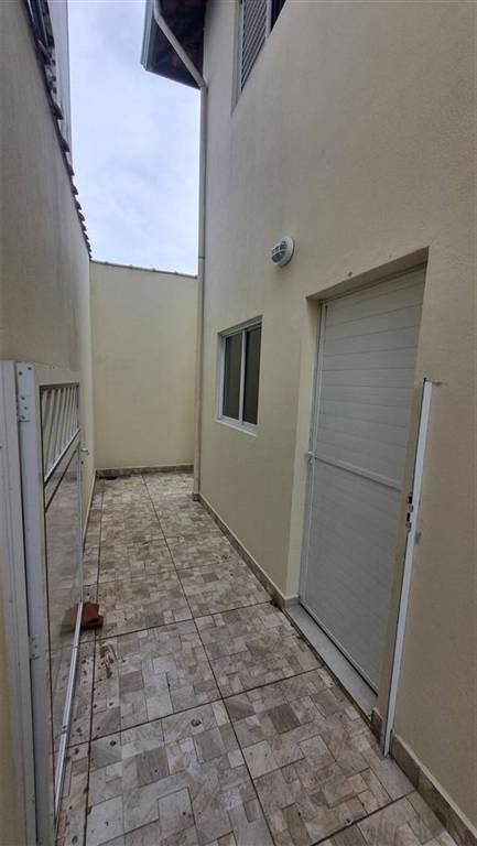 Sobrado à venda com 2 quartos, 65m² - Foto 1