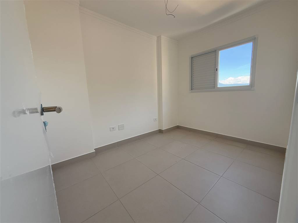 Apartamento à venda com 2 quartos, 64m² - Foto 9