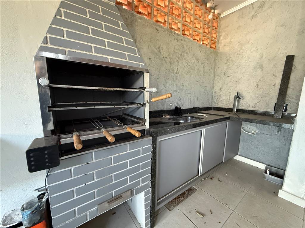 Casa, 2 quartos, 140 m² - Foto 2