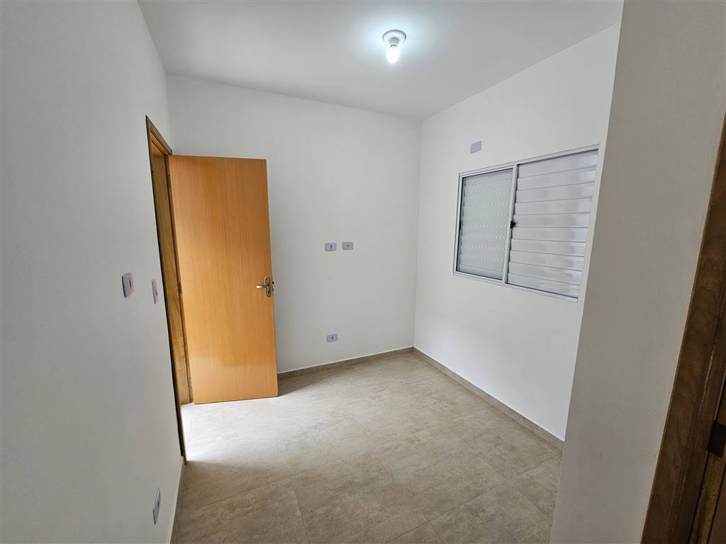 Casa à venda com 3 quartos, 70m² - Foto 5
