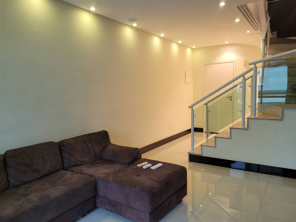 Cobertura à venda com 3 quartos, 200m² - Foto 15