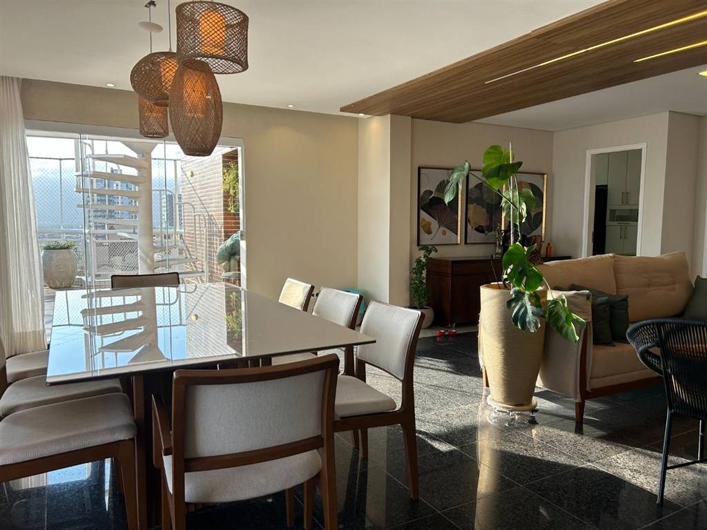 Cobertura, 4 quartos, 223 m² - Foto 2