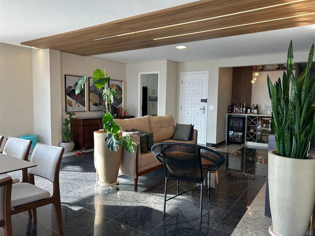 Cobertura, 4 quartos, 223 m² - Foto 3