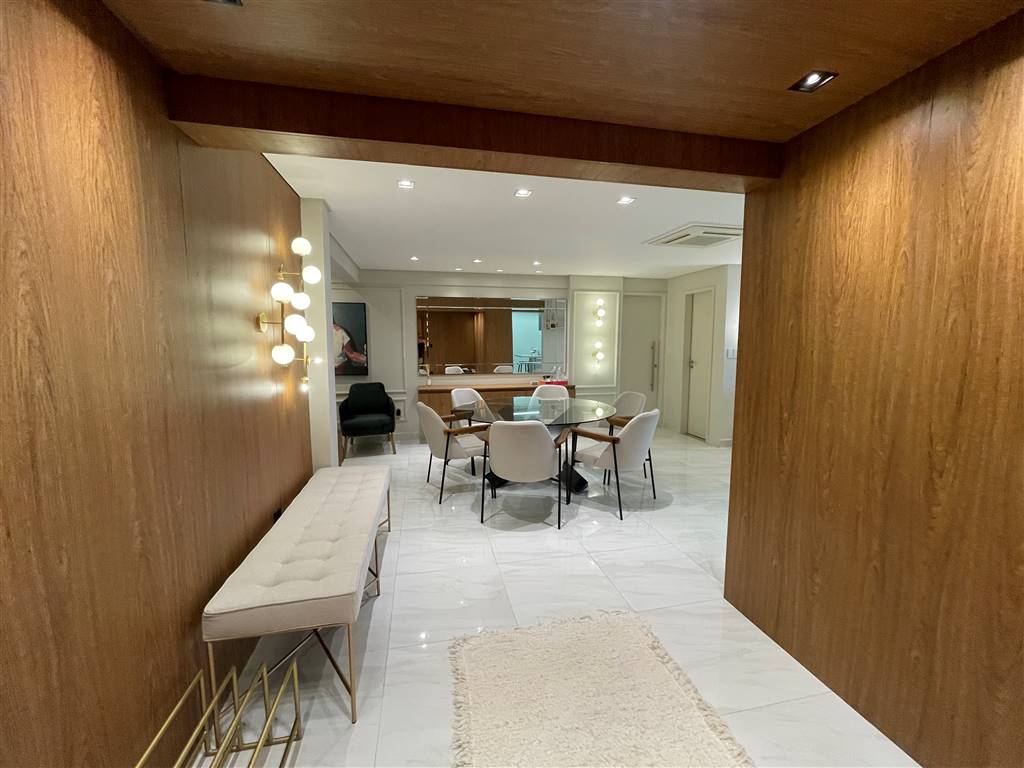 Apartamento, 3 quartos, 162 m² - Foto 2