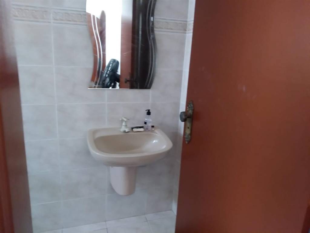 Casa, 4 quartos, 270 m² - Foto 11