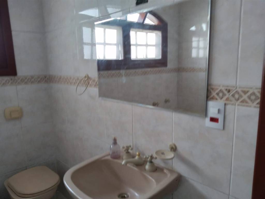 Casa, 4 quartos, 270 m² - Foto 17